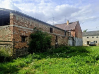 Prodej zemědělské usedlosti v Loučanech