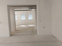 Pronájem nebytového prostoru s parkovacím stáním v Olomouci, Řepčíně