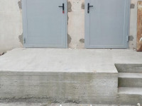 Pronájem nebytového prostoru s rampou a parkovacím stáním v Olomouci Řepčíně
