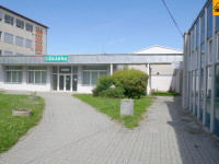 Prodej bytu 2+1 s komerčním objektem ve Velké Bystřici